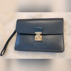 Louis Vuitton Clutch